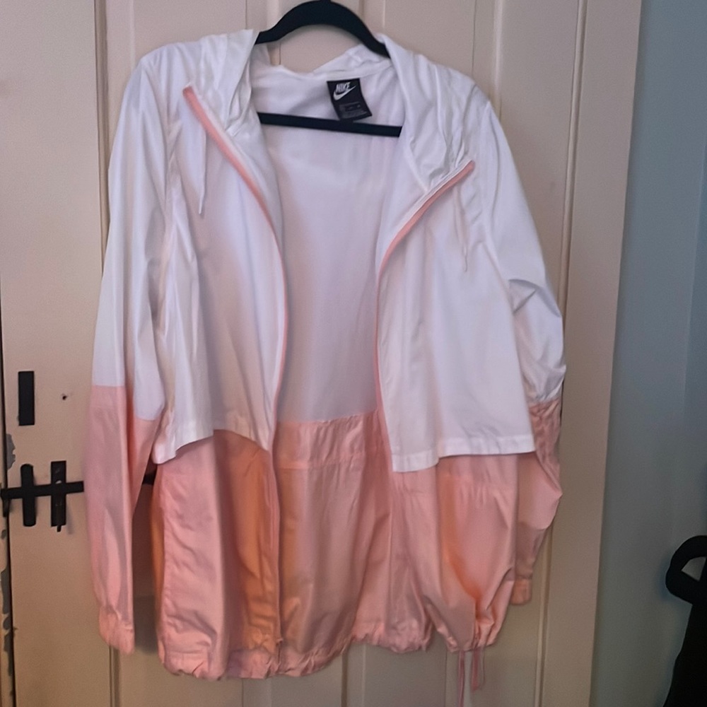 Nike Wind Breaker